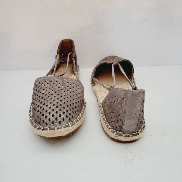 NEW Eileen Fisher Lee 2 Taupe Leather Espadrille Flat Sandals Size 7.5 US - Picture 4 of 7